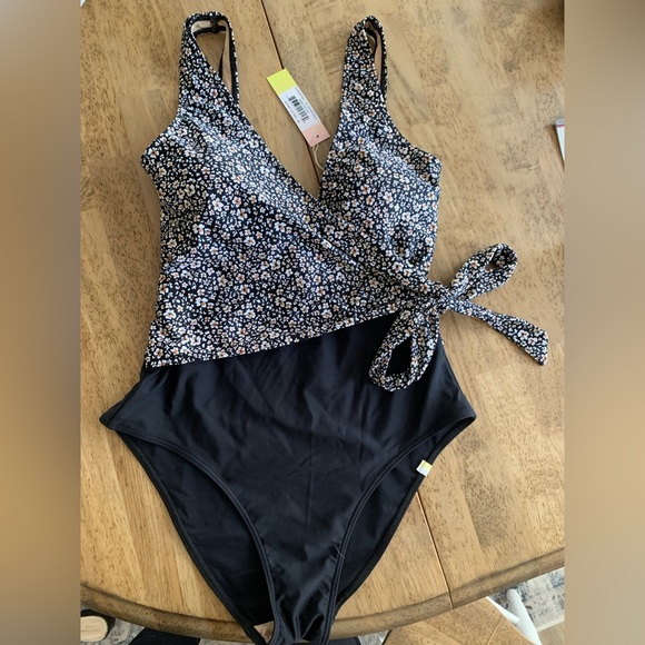 Summersalt Wrap One Piece Swimsuit - Picture 3 of 6